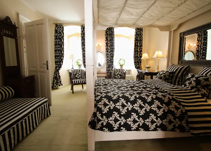 מלון Kokkedal Slotshotel